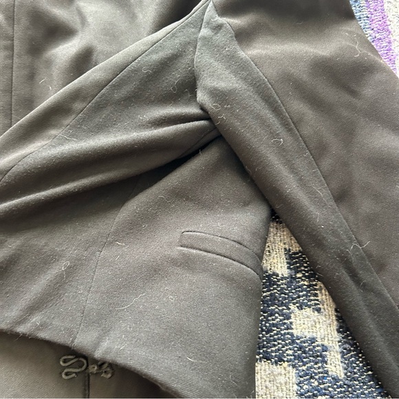 Alice + Olivia black cropped asymmetrical blazer - Picture 10 of 10